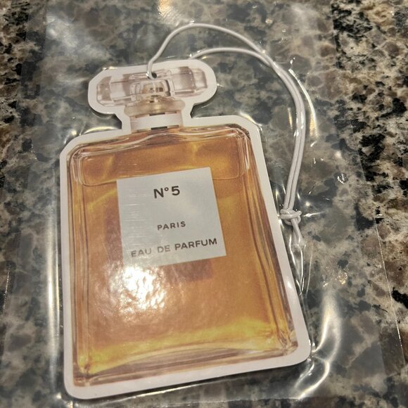 NEW No. 5 Car Air Freshener - Picture 1 of 2